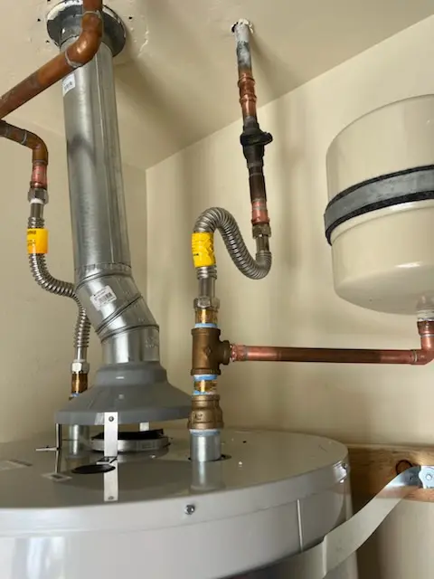 Water heater installation and plumbing repair in Dulles Town Center